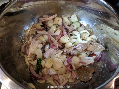 Vellai Chicken Biryani: The Ultimate Guide to Authentic White Biryani
