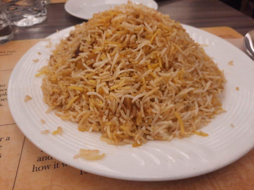 Aminia Biryani Howrah: A Culinary Deep Dive & Expert Review [2024]