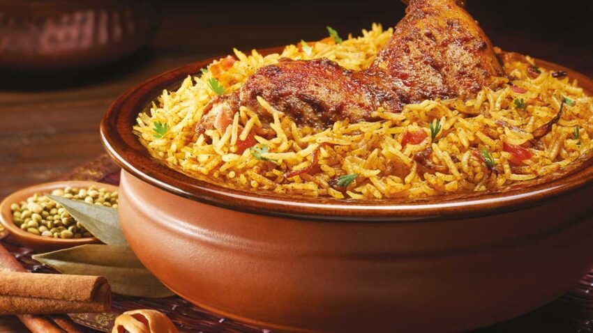 Haroon Biryani Deira: A Culinary Deep Dive & Expert Review [2024]