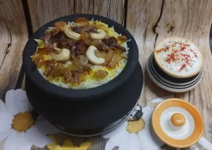 Matka Biryani Islamabad: A Culinary Deep Dive & Expert Guide
