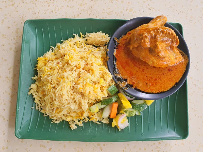Biryani Singapore Dish: An Expert’s Guide to the Flavorful Fusion