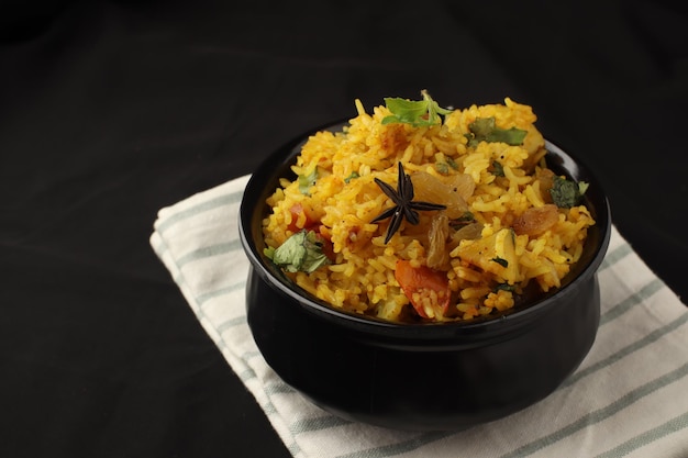 Bowl and Biryani: A Complete Guide to This Delicious Fusion