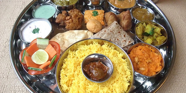 Saravana Bhavan Biryani: An Expert’s Guide to Flavor, Tradition, and More