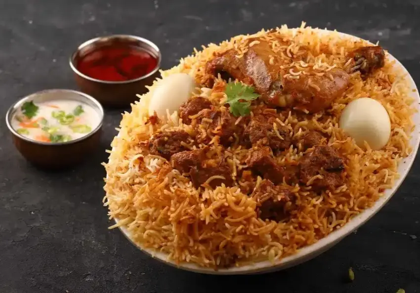 Hyderabad Famous Biryani: A Culinary Deep Dive (2024)