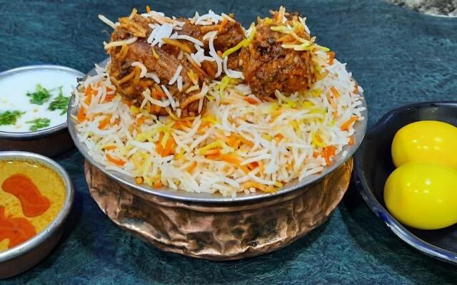 Thambi Biryani House: A Culinary Deep Dive & Expert Review